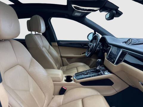 2018 Porsche Macan S