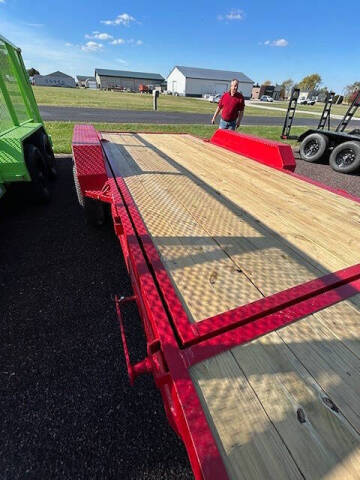 2026 Tomahawk 8.3 ft W X 20 ft L