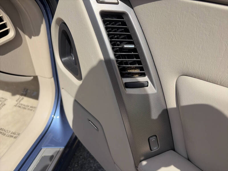 2005 Cadillac XLR