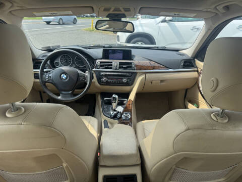 2013 BMW 3 Series 328i