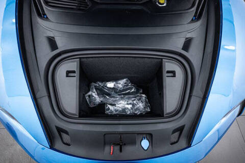 2025 Porsche Taycan Turbo GT w/ Weissach Package