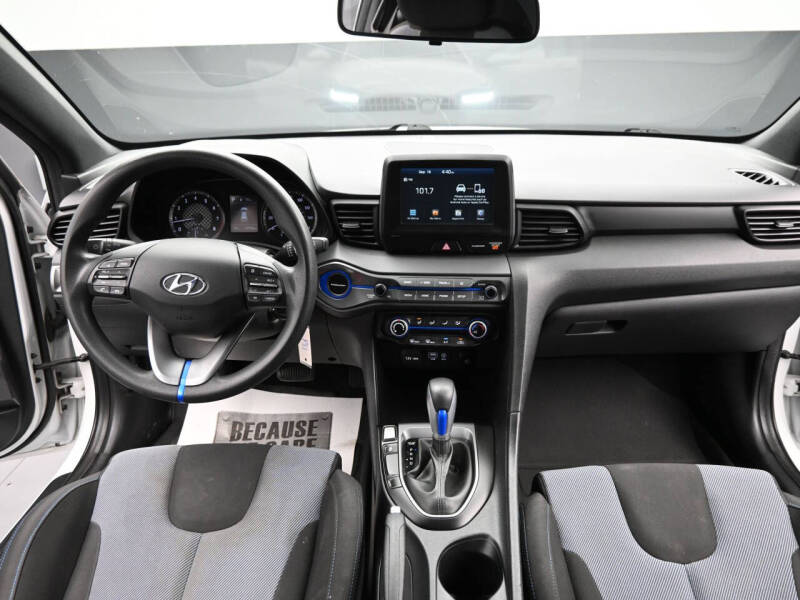 2019 Hyundai Veloster 2.0L