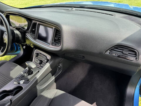 2019 Dodge Challenger SXT