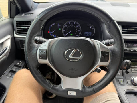 2013 Lexus CT 200h