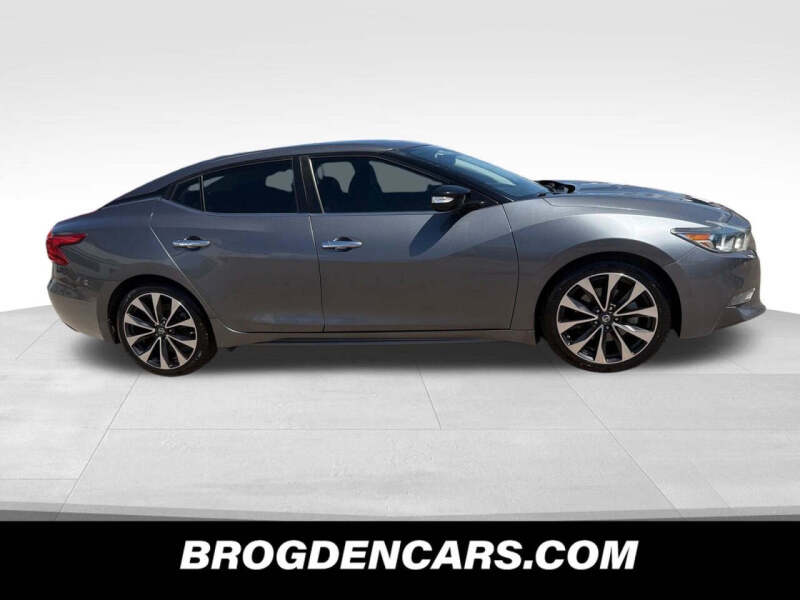 Used 2016 Nissan Maxima SR with VIN 1N4AA6AP0GC429024 for sale in Garden City, KS