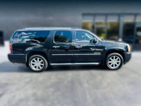 2013 GMC Yukon XL Denali