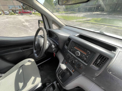 2017 Nissan NV200 S