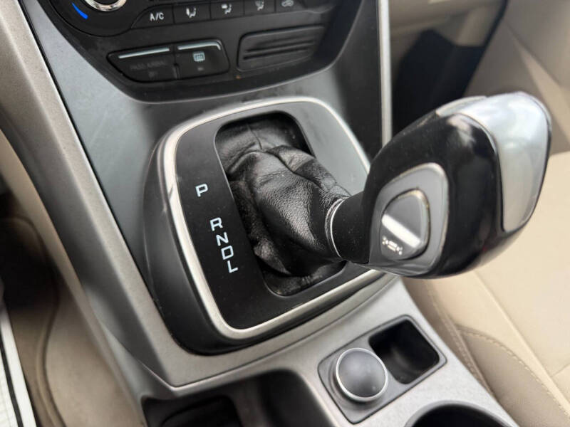 2013 Ford C-MAX Hybrid SE