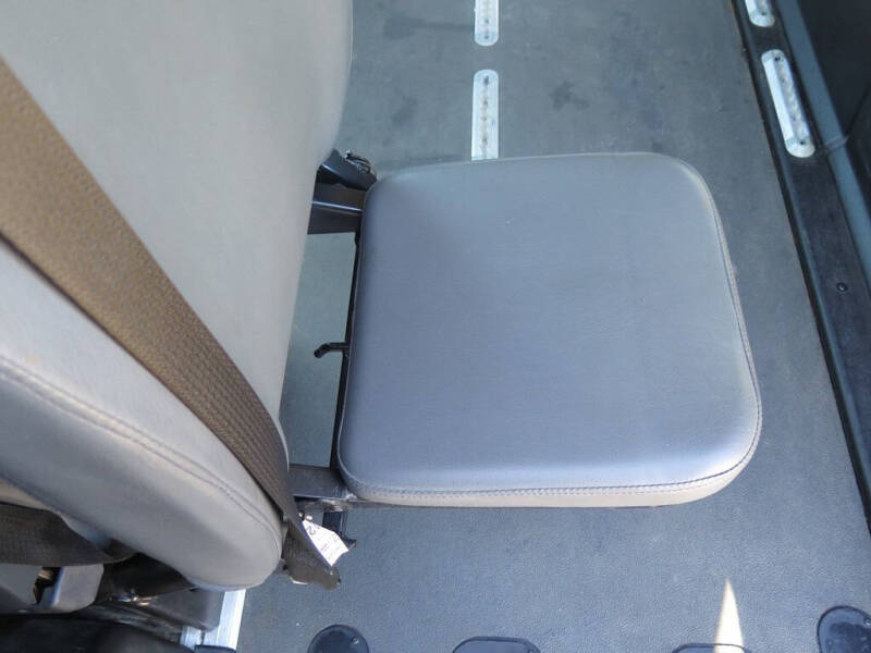 2014 AM General MV-1