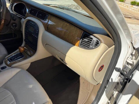 2005 Jaguar X-Type 3.0L