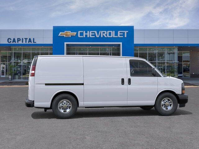 2025 Chevrolet Express 2500