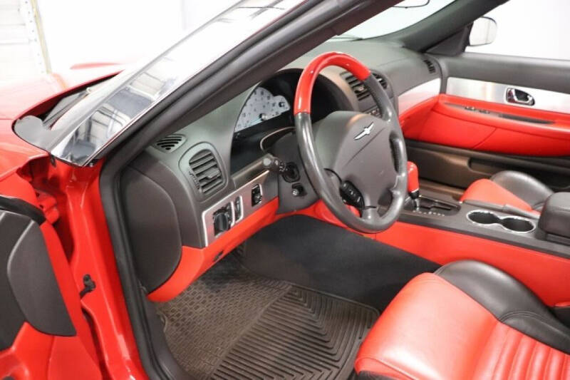 2002 Ford Thunderbird