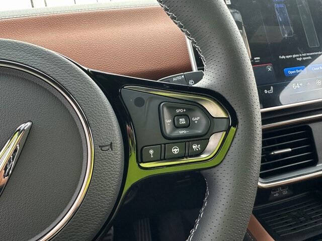 2025 VinFast VF8 Plus