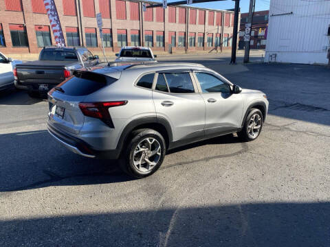 2024 Chevrolet Trax LT
