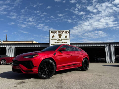 2023 Lamborghini Urus S