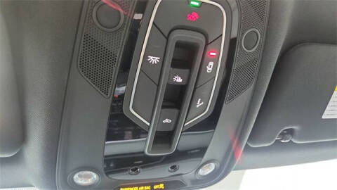 2024 Audi Q8 e-tron quattro Prestige