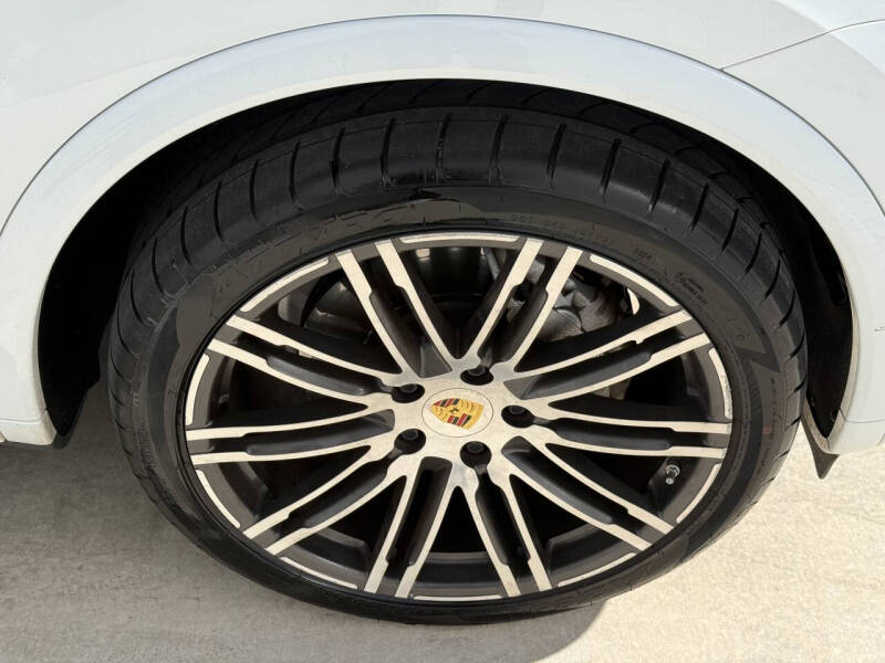 2017 Porsche Cayenne S