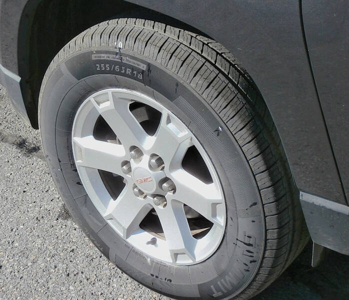 2015 GMC Acadia SLE-2