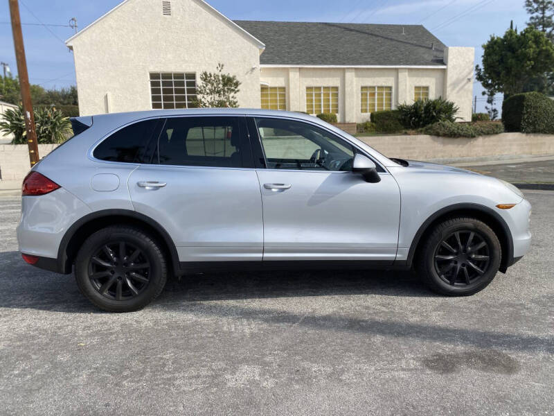 2011 Porsche Cayenne Tiptronic