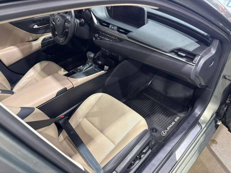 2020 Lexus ES 350