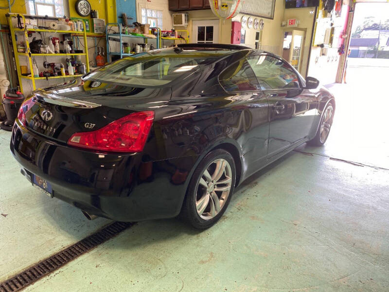 2008 INFINITI G 37 Journey photo 7