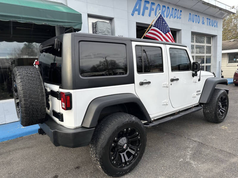 2016 Jeep Wrangler Unlimited Sport
