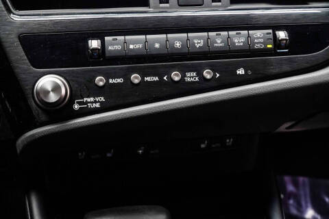 2025 Lexus ES 350