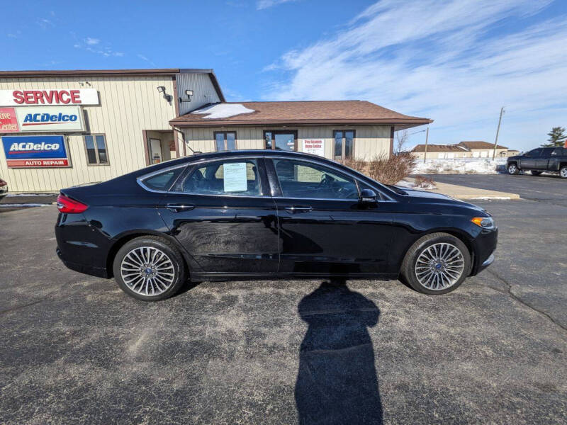 2017 Ford Fusion SE's photo