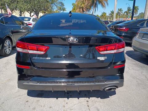 2019 Kia Optima S