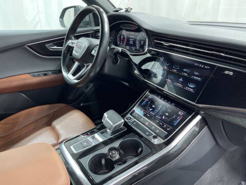 2022 Audi Q8 quattro Premium Plus 55 TFSI