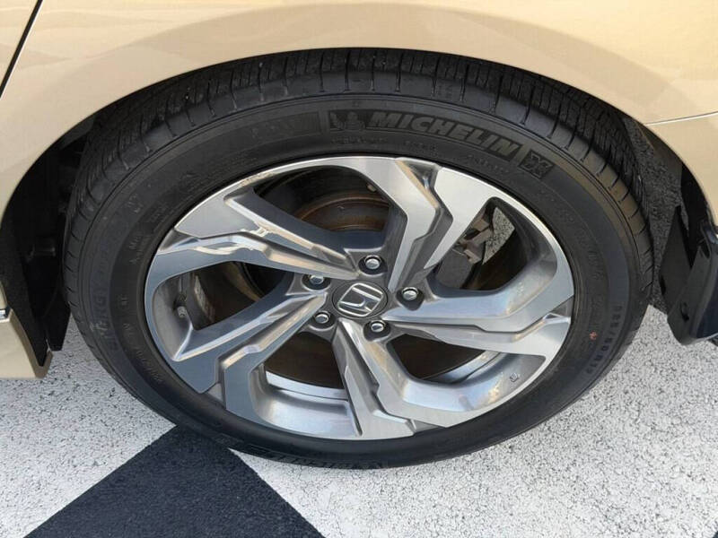 2019 Honda Accord EX