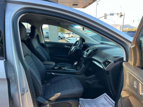 2017 Ford Edge SE