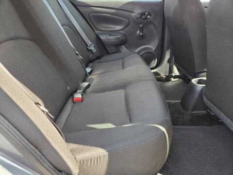 2019 Nissan Versa S Plus
