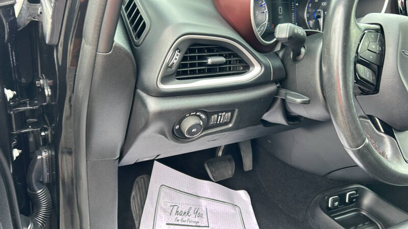 2020 Chrysler Pacifica Touring L