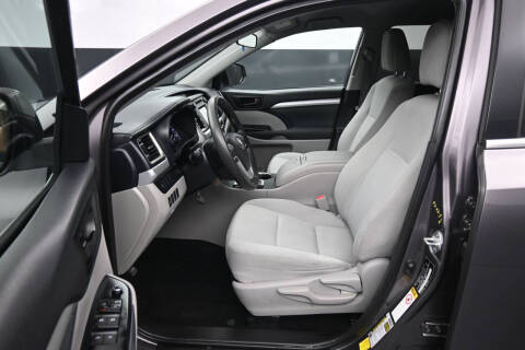 2019 Toyota Highlander LE Plus
