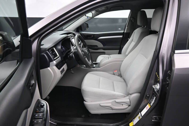 2019 Toyota Highlander LE Plus