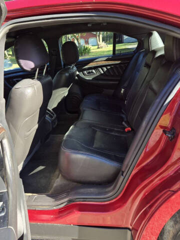 2015 Ford Taurus Limited