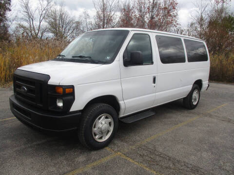 2009 Ford E-Series E-150 XLT