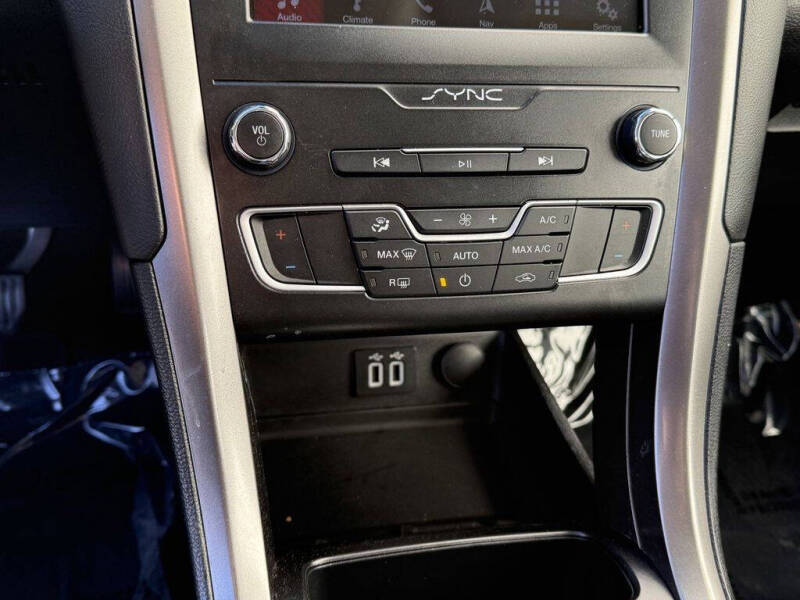 2019 Ford Fusion Hybrid SE