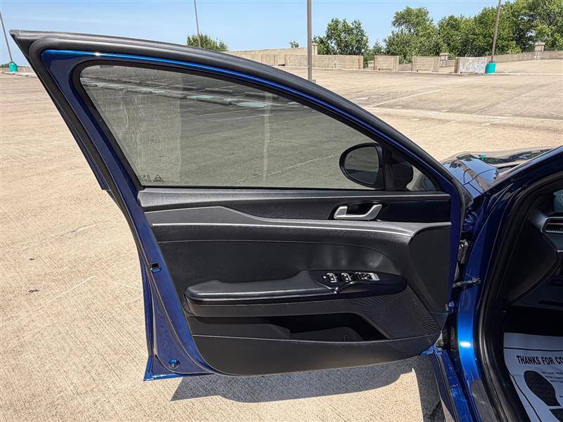 2022 Kia K5