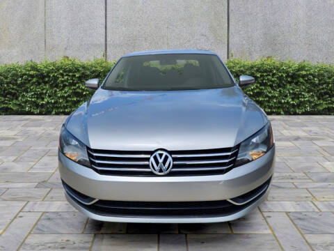 2012 Volkswagen Passat SE PZEV