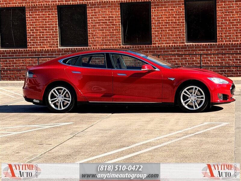 2015 Tesla Model S 85D