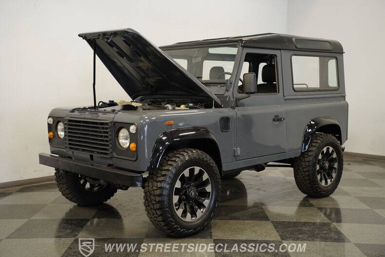 1987 Land Rover Defender