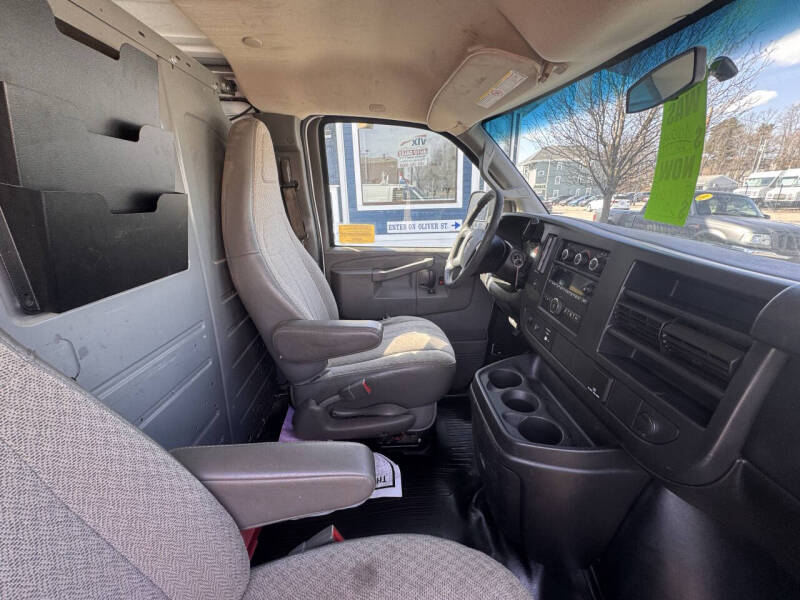 2016 GMC Savana 2500