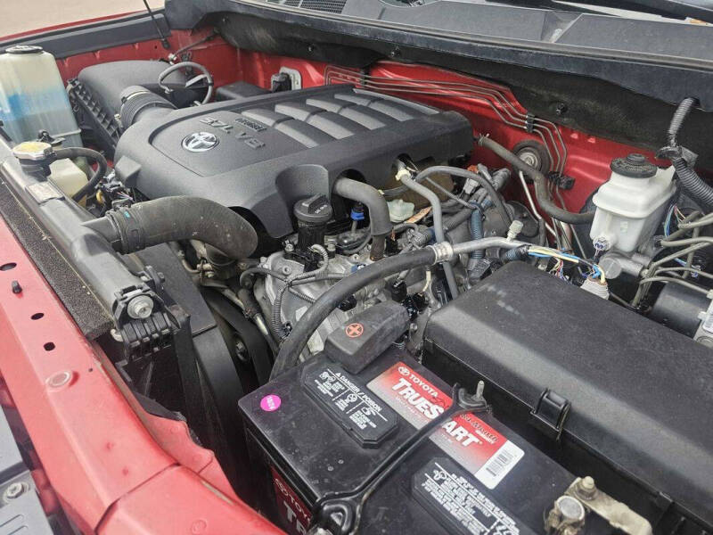 2014 Toyota Tundra SR5