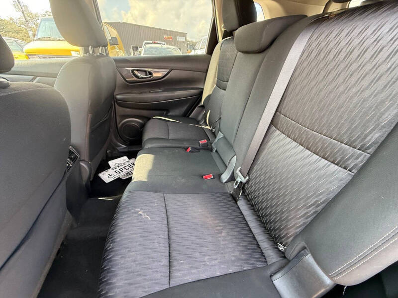 2018 Nissan Rogue SV