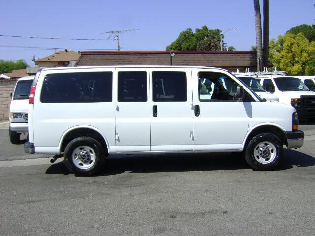 2010 GMC Savana LT 3500