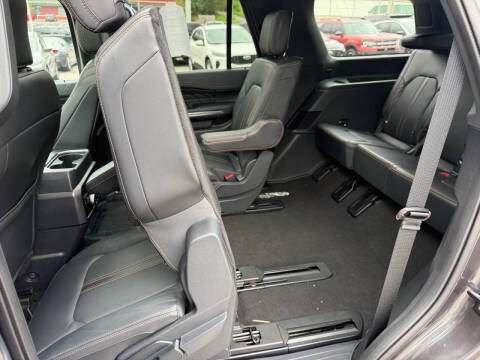 2023 Ford Expedition Platinum