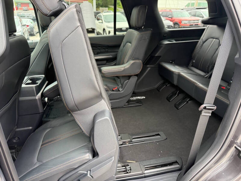 2023 Ford Expedition Platinum