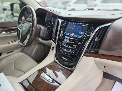 2017 Cadillac Escalade Premium Luxury